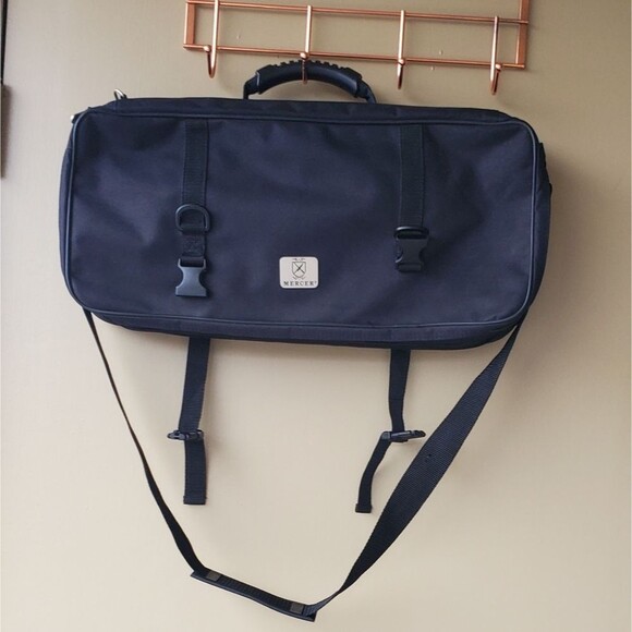 Mercer knife 3 compartment 21-pocket bag